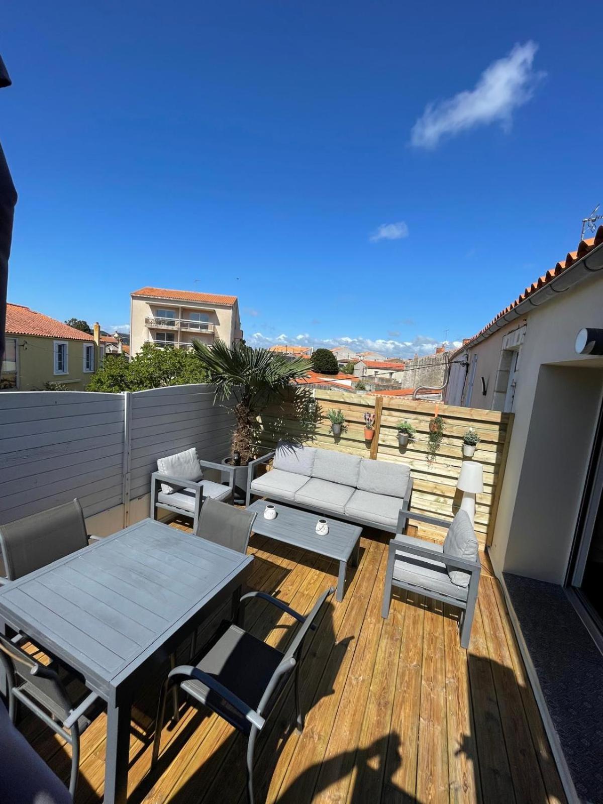 Chaleureux Logement-Centre Ville-Proche Gare-Plage لي سابلِ دولونْ المظهر الخارجي الصورة